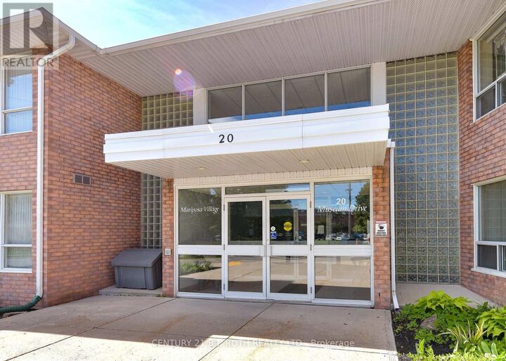 Property Photo:  20 Museum Drive 106  ON L3V 7T9 