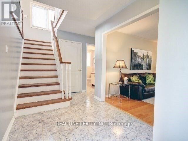 Property Photo: 2886 Galleon Crescent ON L5M 5V1
