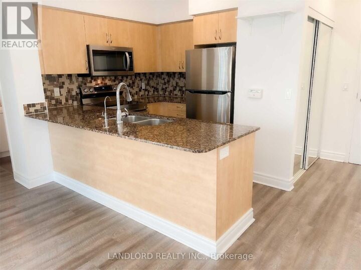 Property Photo:  2240 Lakeshore Boulevard West 309  ON M8V 1A5 
