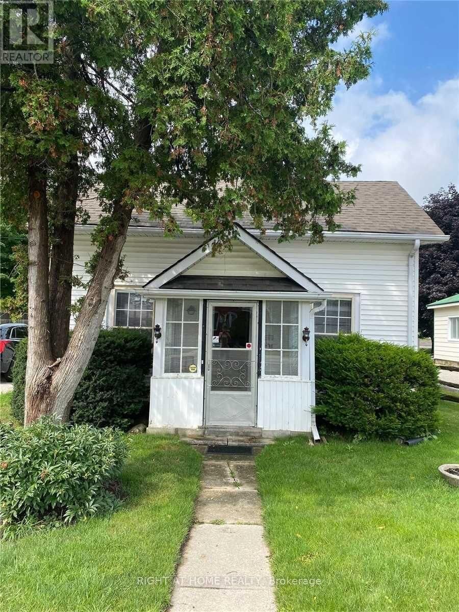 Property Photo: 7870 Yonge Street ON L9S 1L4
