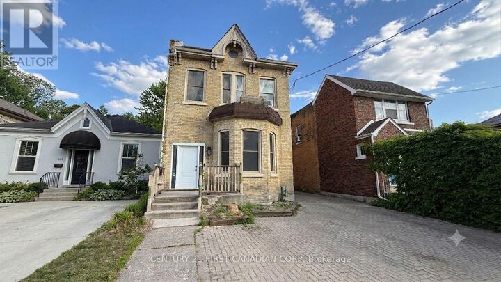 Property Photo: 353 Central Avenue ON N6B 2E3
