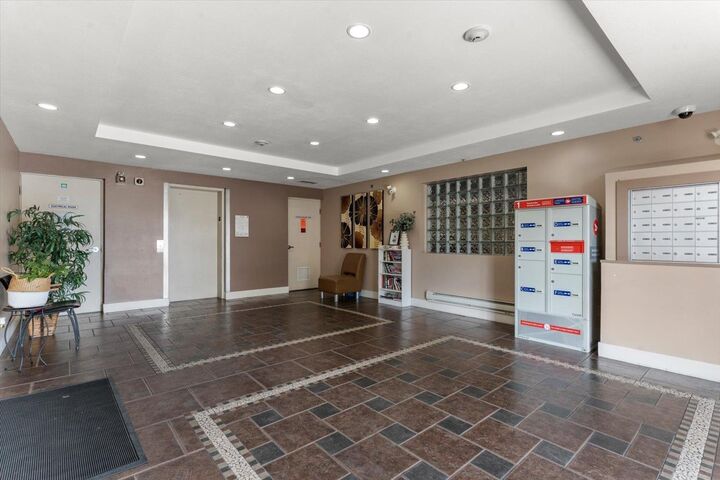 Property Photo:  46021 Second Avenue 410  BC V2P 1S6 