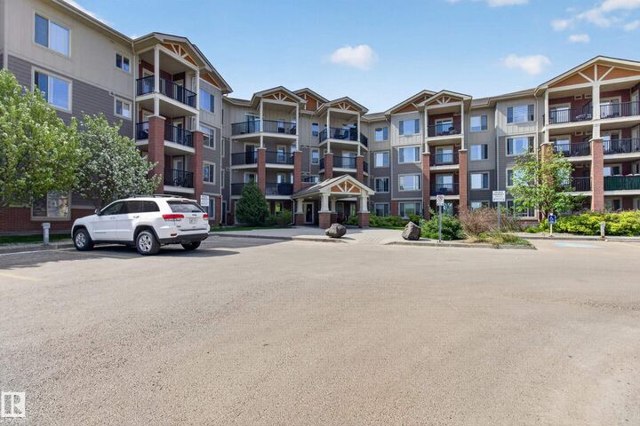 Property Photo: 3715 Whitelaw Lane NW 302 AB T6W 2C3