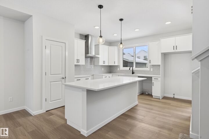 Property Photo:  17203 3 Street NW  AB T5Y 4G7 