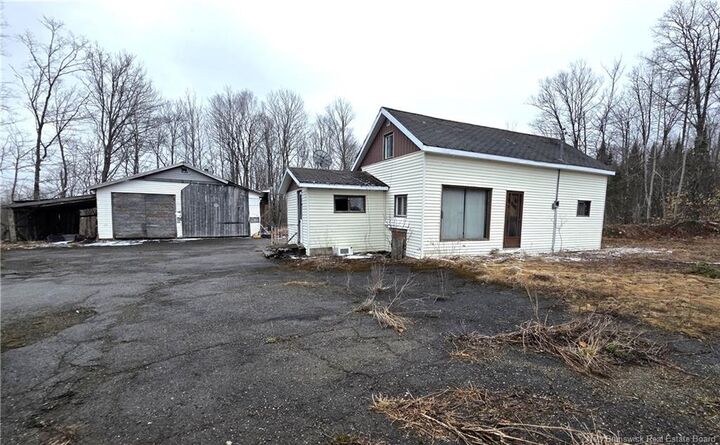 89 Lebel Road — photo 1