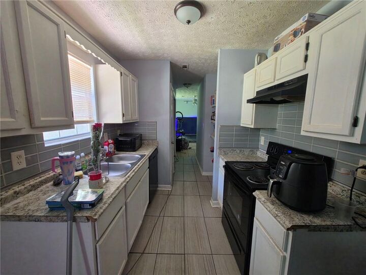 Property Photo:  2835 Sapphire Street  GA 30349 