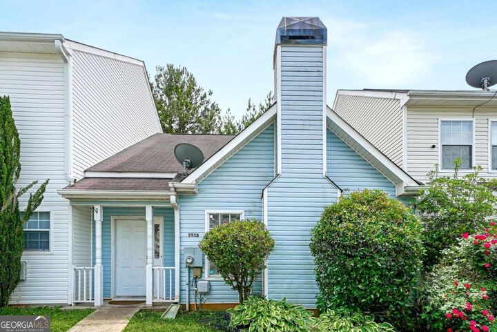 Property Photo: 5958 Sherwood Trace GA 30038