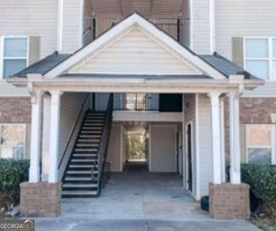 Property Photo:  10303 Waldrop Place  GA 30034 