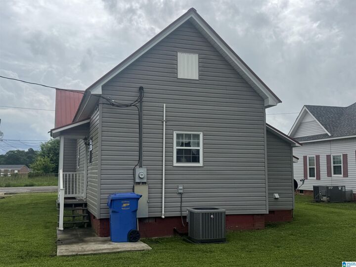 Property Photo:  205 Barlow Street  AL 36272 