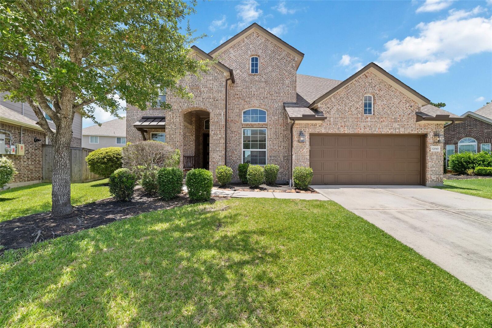 Property Photo: 12043 Tree Top Hills Lane TX 77377