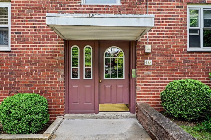 Property Photo:  10 Dehaven Drive 2E  NY 10703 