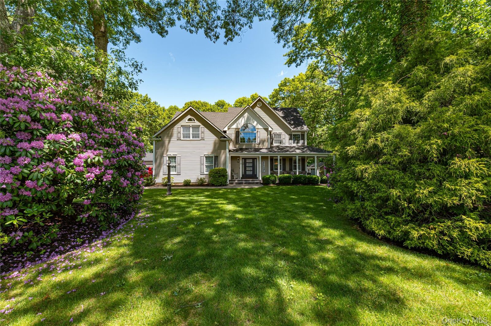 Property Photo:  22 Cricket Court  NY 11792 