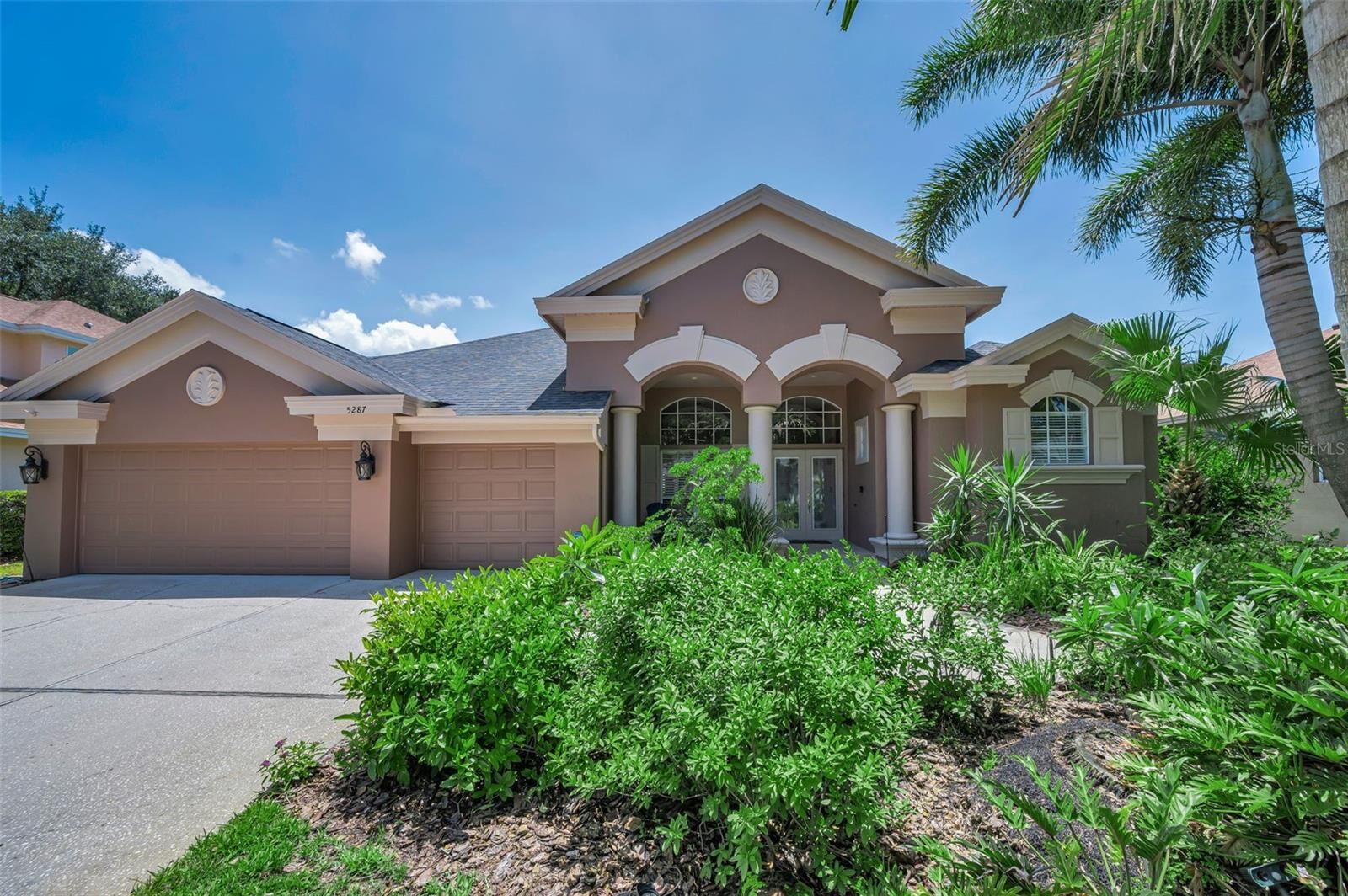Property Photo:  5287 Kernwood Court  FL 34685 