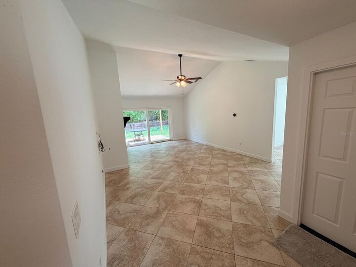 Property Photo:  1083 Beckstrom Dr  FL 32765 