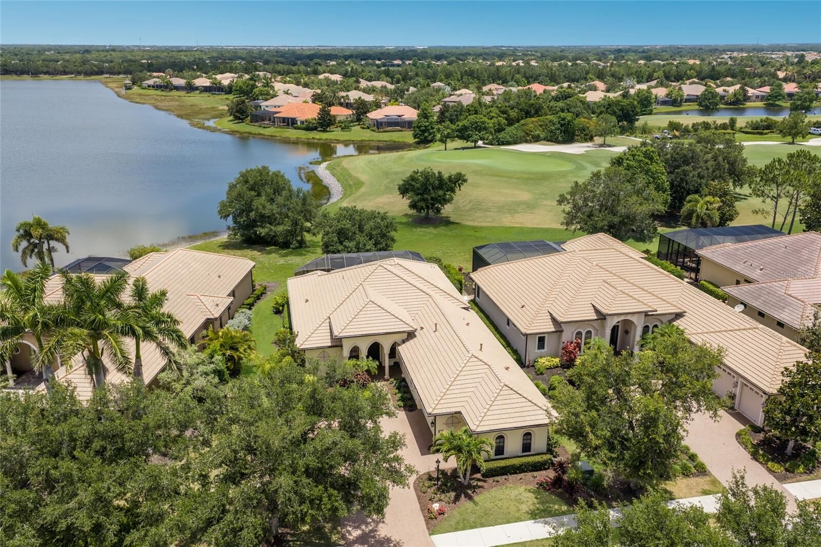 Property Photo:  14511 Leopard Creek Place  FL 34202 