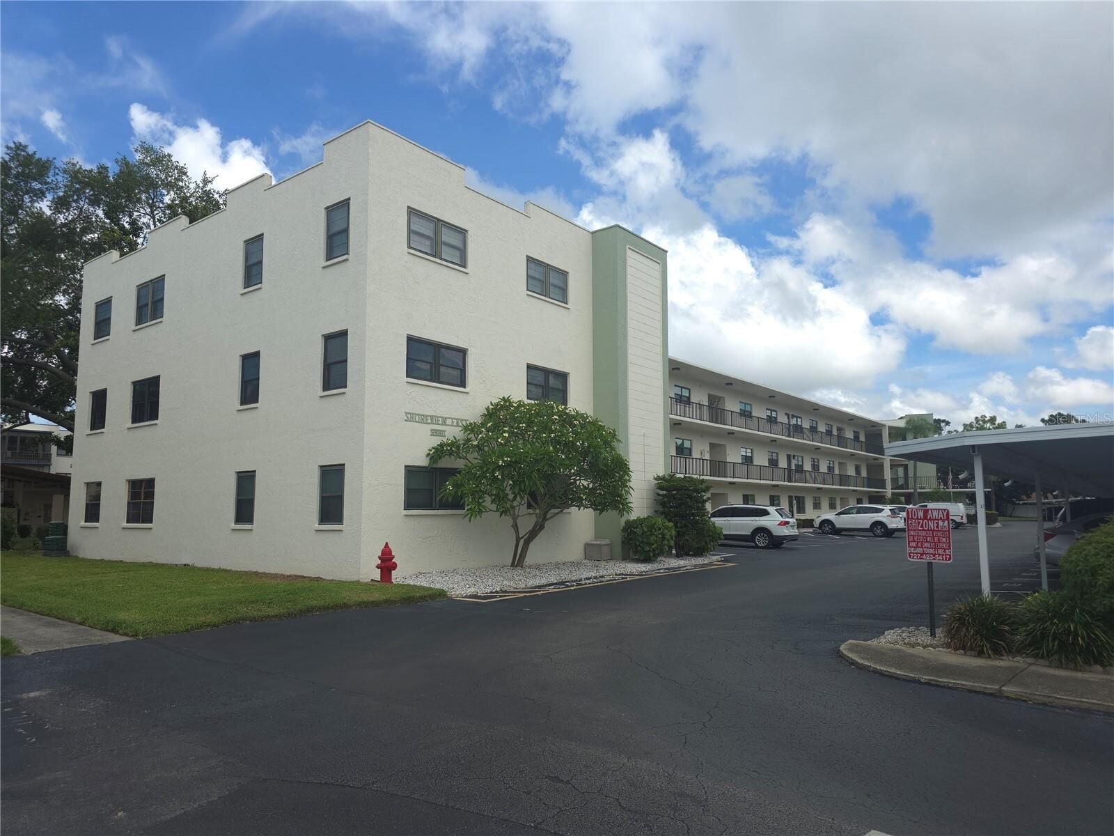 Property Photo: 5980 Terrace Park Drive N 201 FL 33709