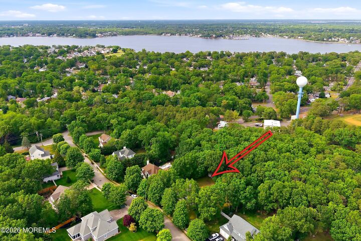 Property Photo:  8 Country Woods Lane  NJ 08741 