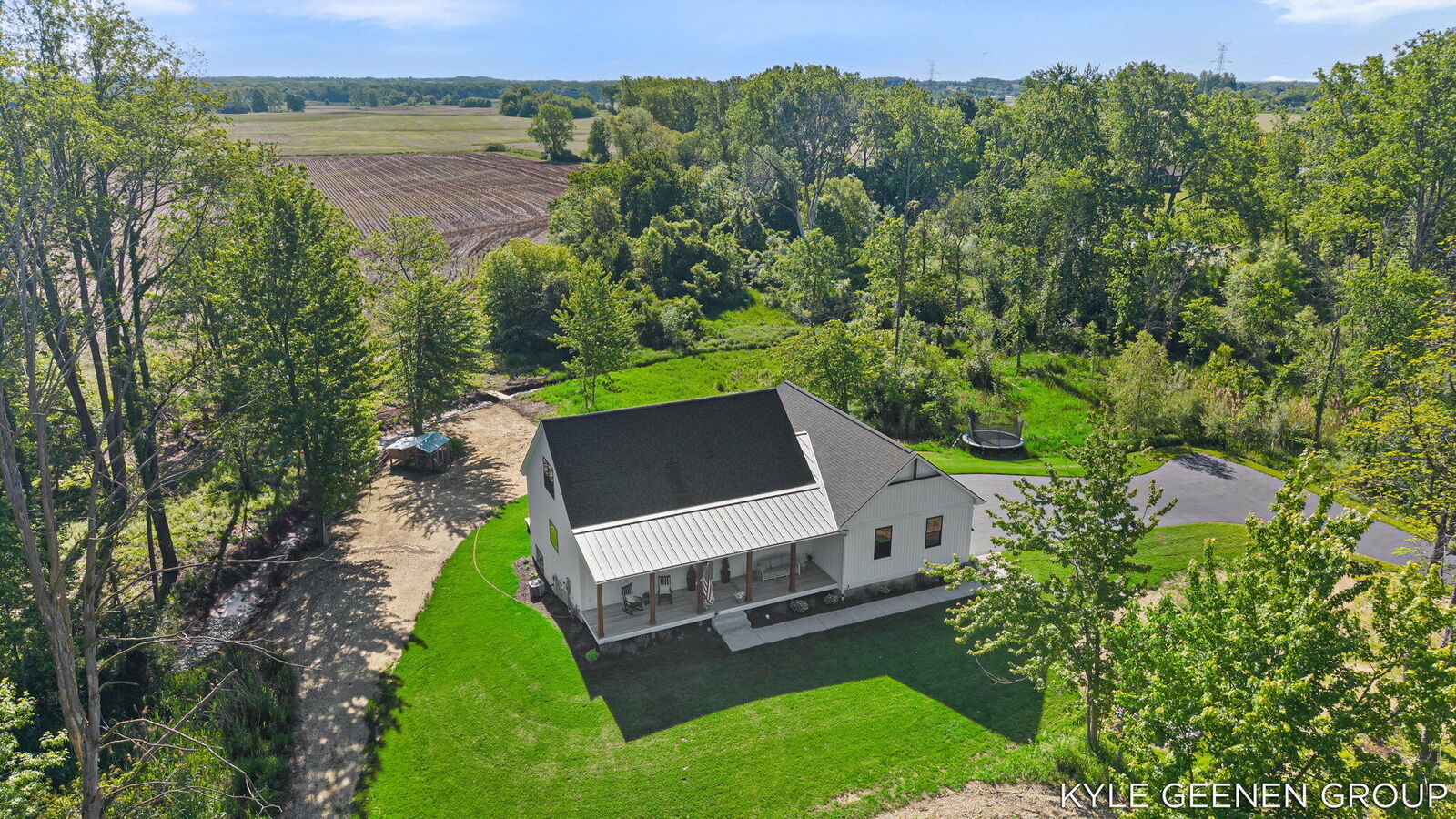 Property Photo:  312 48th Avenue  MI 49464 