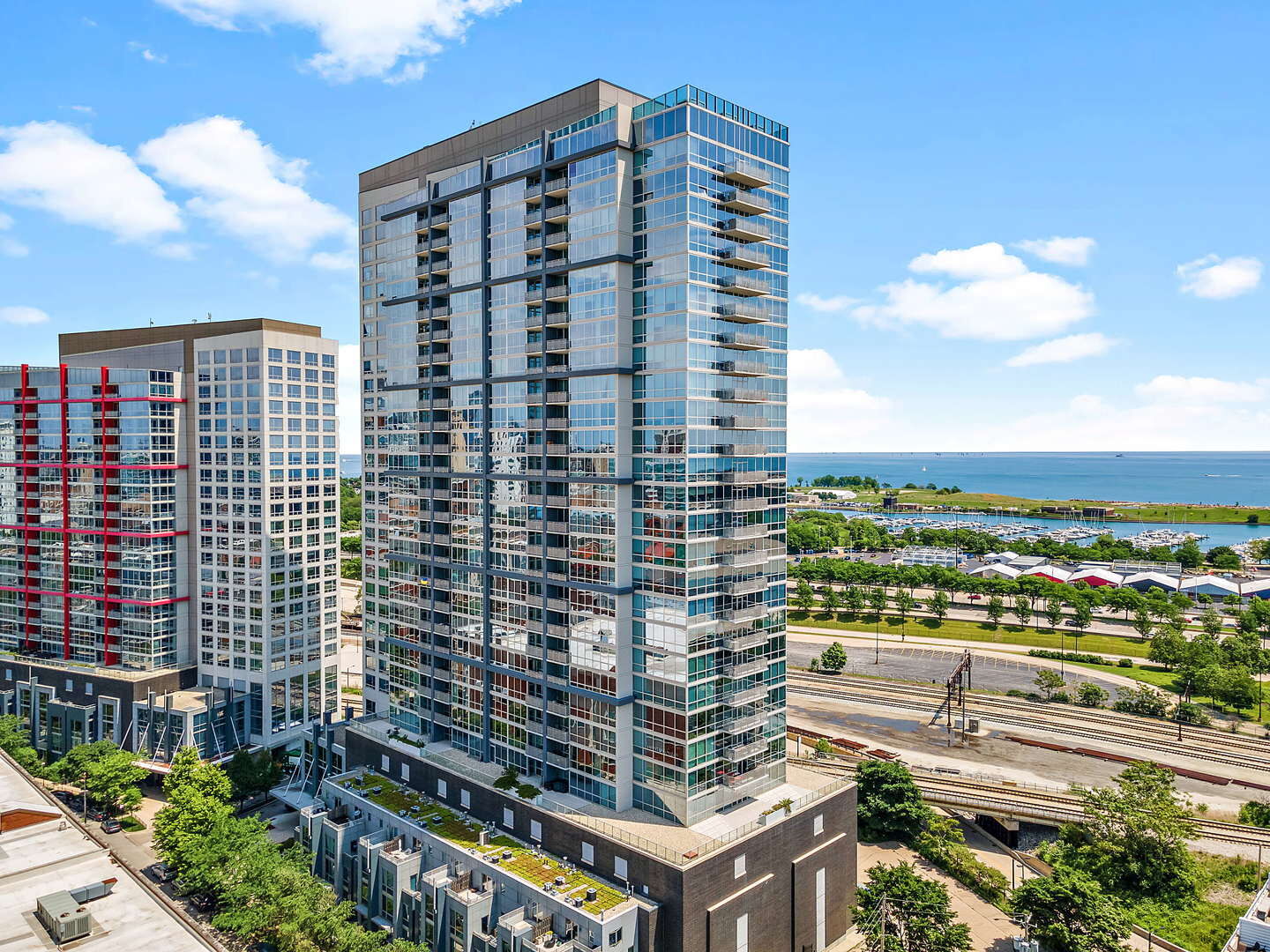 Property Photo:  1901 S Calumet Avenue 1703  IL 60616 