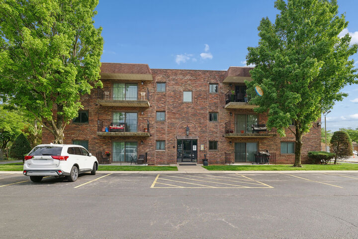 Property Photo: 1940 183rd Street 2C IL 60430