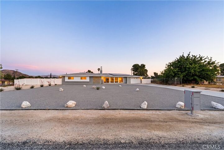 Property Photo:  15103 Kinai Road  CA 92307 