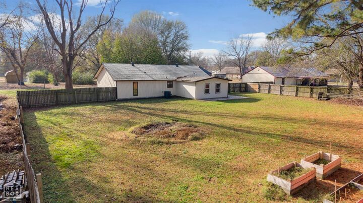 Property Photo:  1300 Charles Street  AR 72472 