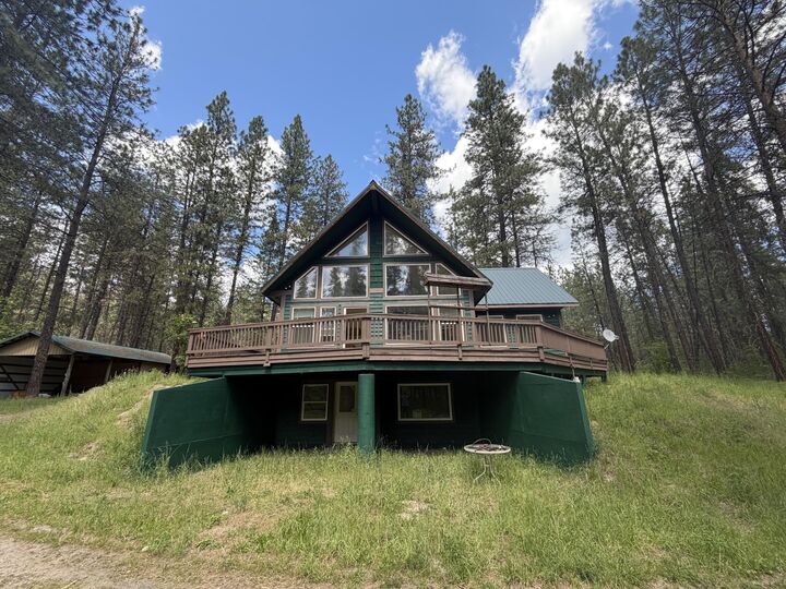 Property Photo: 4295 Northport Flat Creek Rd WA 99157
