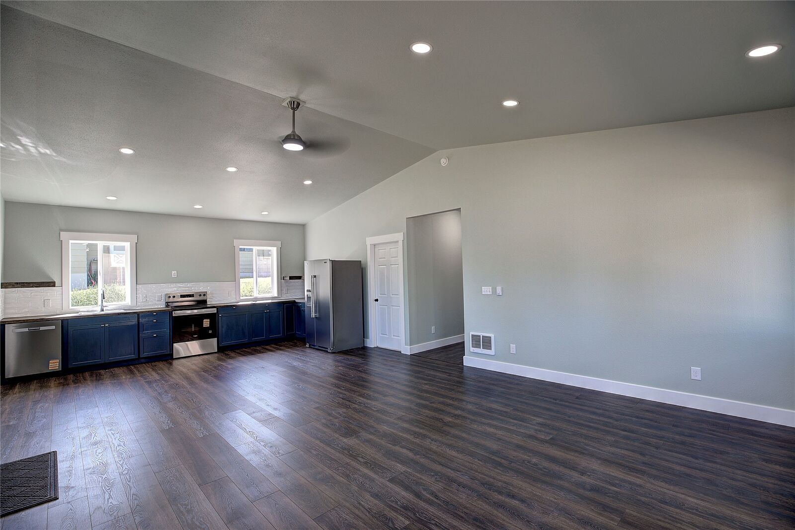 Property Photo:  608 13th Avenue E  MT 59860 