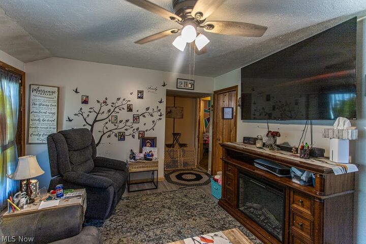 Property Photo:  612 High Avenue  OH 44446 