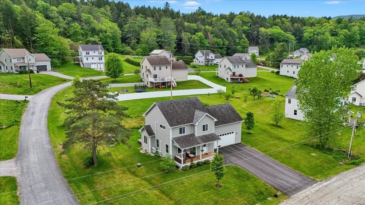 Property Photo: 162 Middle Road VT 05676