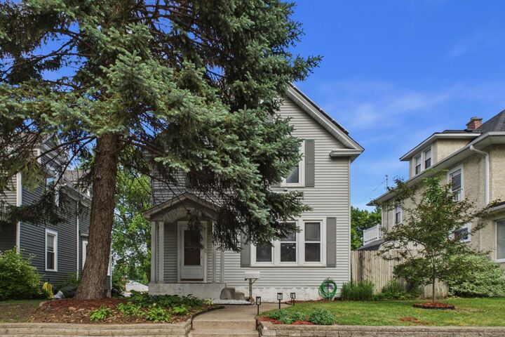 Property Photo:  121 4th Avenue S  MN 55075 