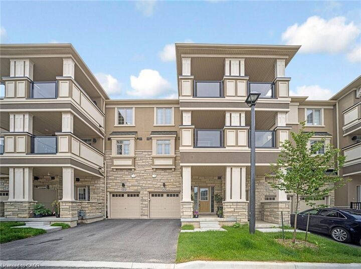 Property Photo:  305 Garner Road W 43  ON L9G 3K9 
