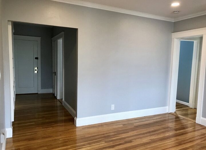 Property Photo:  2031 Commonwealth Avenue 15  MA 02135 
