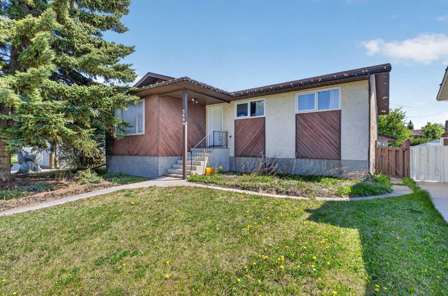 Photo de la propriété:  5609 Sherwood Crescent  AB T4H 1C5 