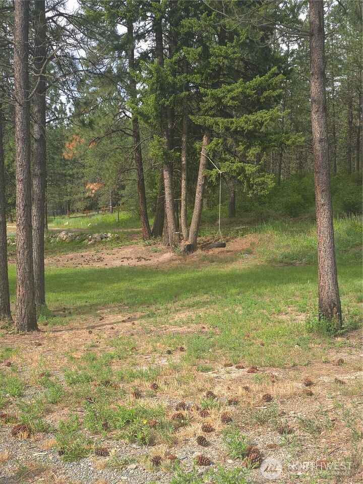 Property Photo:  2111 B  Sargent Road  WA 99101 