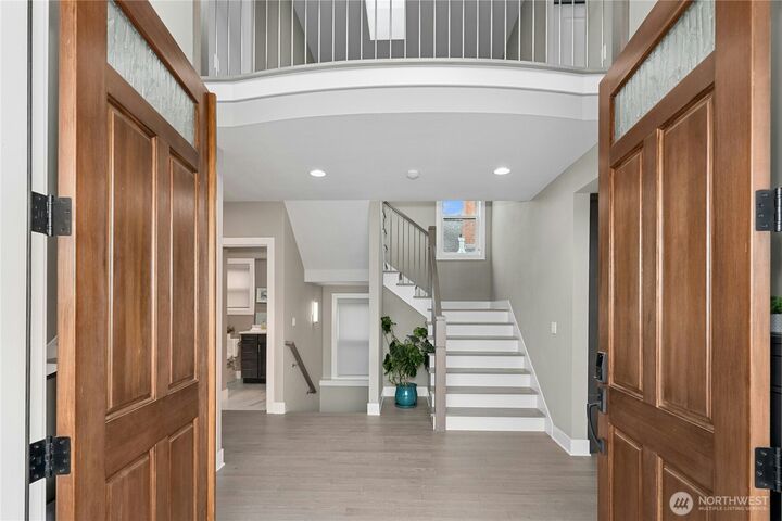 Property Photo: 1006 4th Street W WA 98033