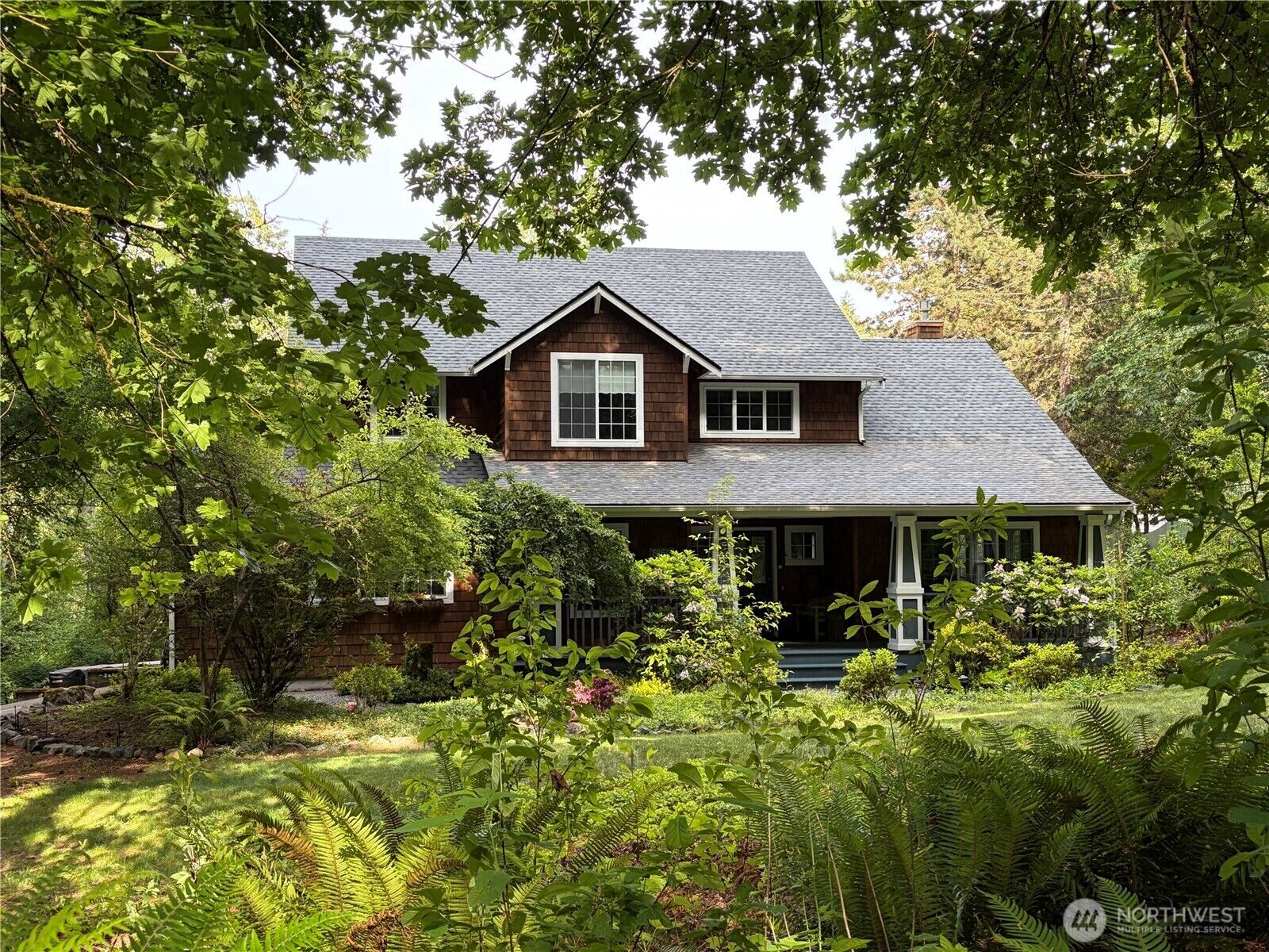 Property Photo:  8150  Hansen Road NE  WA 98110 