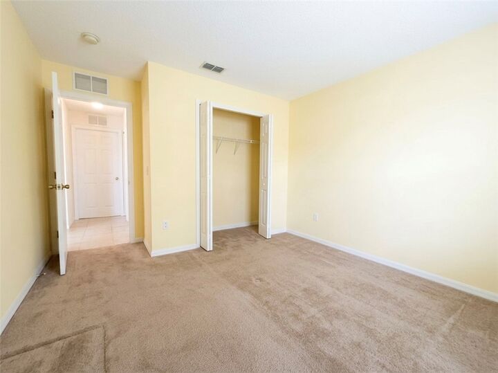 Property Photo:  2187 SW Cameo Boulevard  FL 34953 