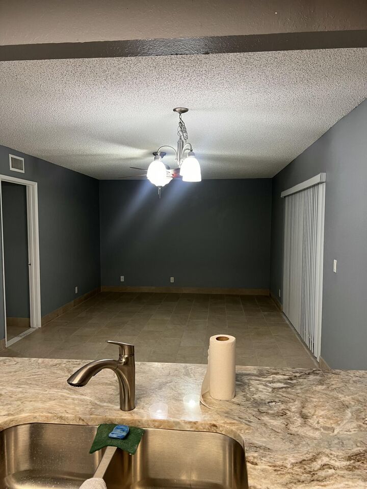 Property Photo: 1661 E Balfour Point Drive FL 33411