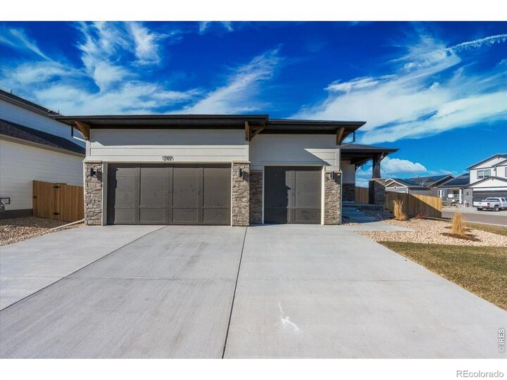 Property Photo:  864 Doubleleaf Drive  CO 80550 