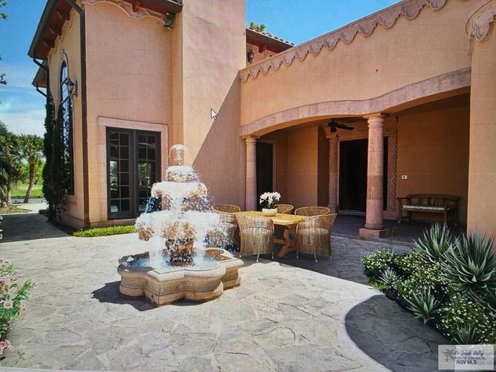 Property Photo: 1100 Tesoro Dr TX 78575