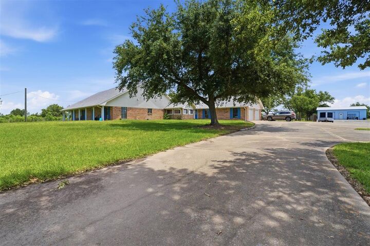 Property Photo:  226 Devall Road  LA 70645 