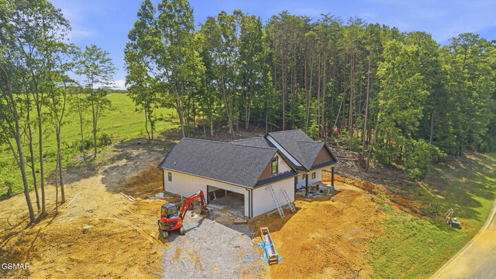 Property Photo:  136 Cove Springs Drive  TN 37725 