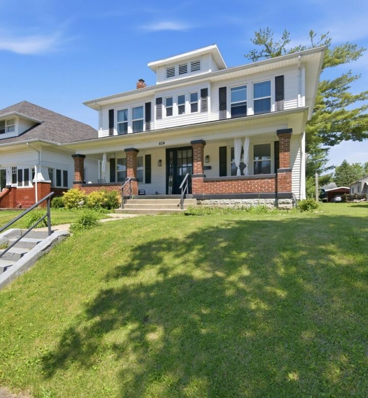 Property Photo:  604 Chestnut Avenue  OH 45635 