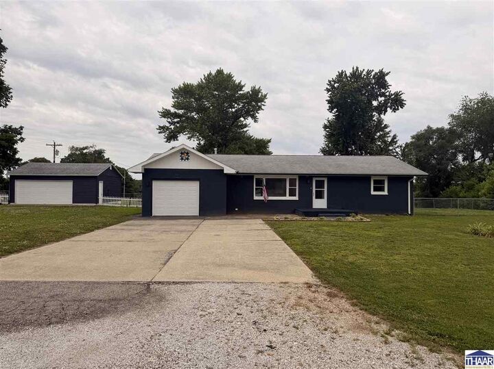 Property Photo: 729 Monroe Street IN 47862