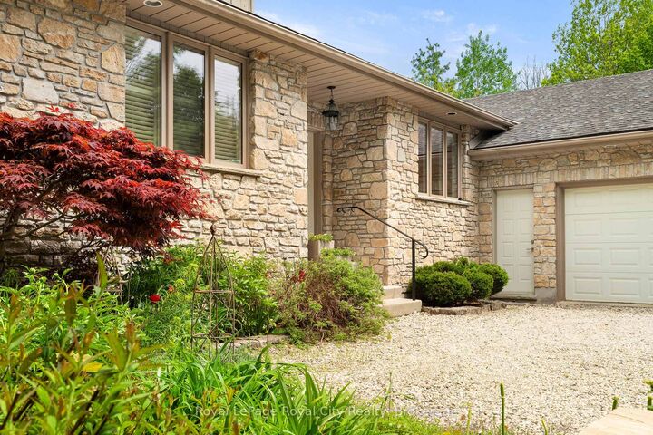 Property Photo: 384 South River Road ON N0B 1S0