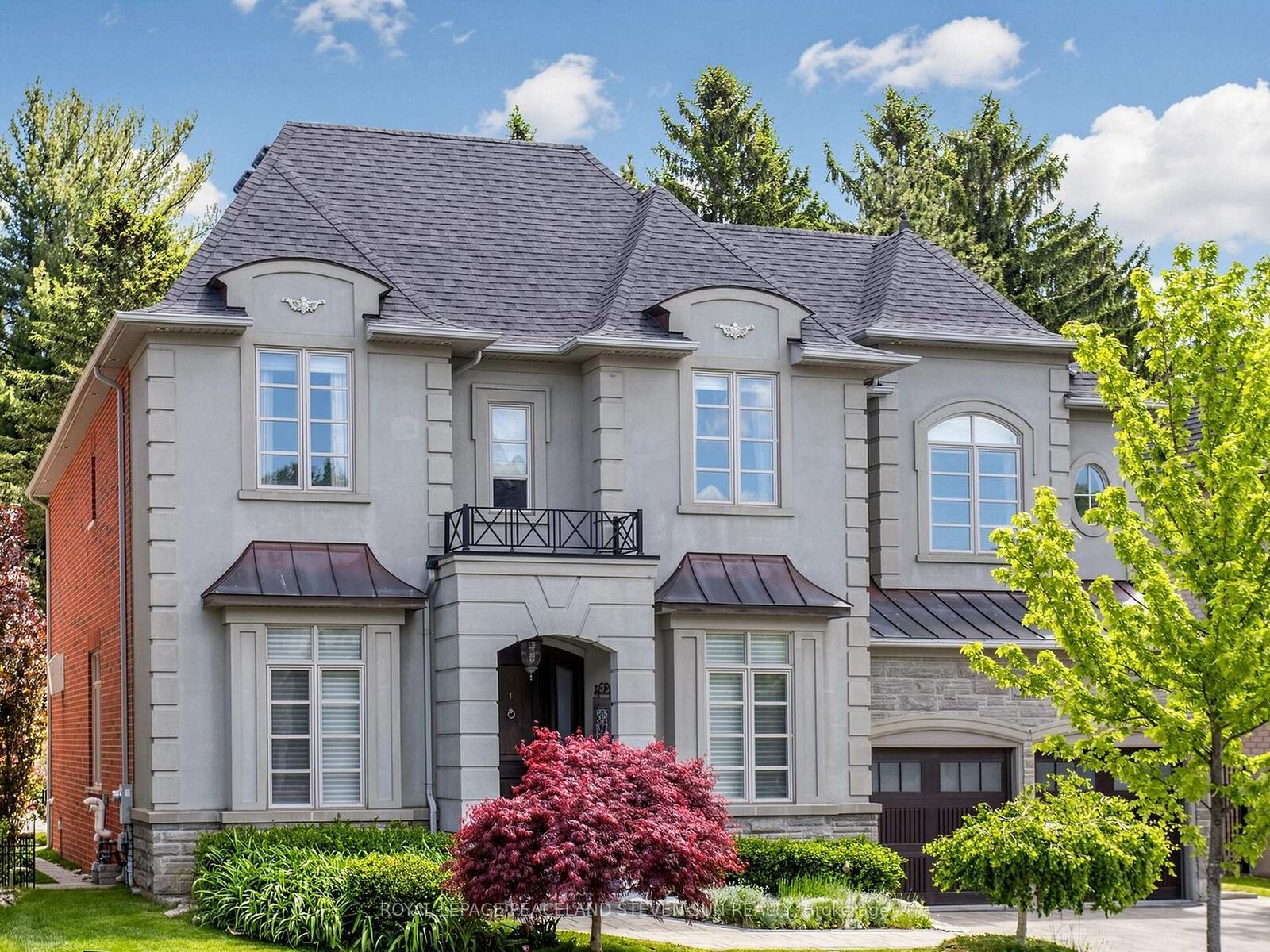 Property Photo: 443 Paradelle Drive ON L4E 4S1