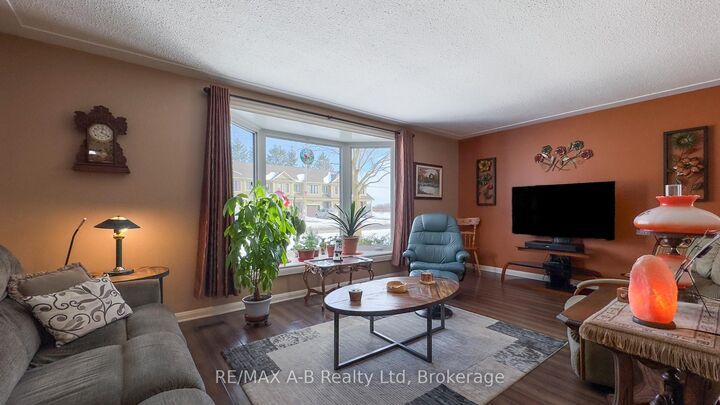 Property Photo: 101 Middleton Street ON N0M 2M0