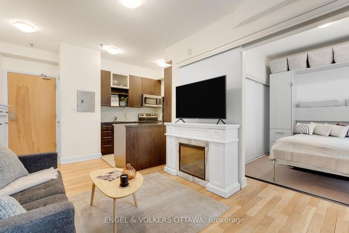 Property Photo: 360 Cumberland Street 104 ON K1N 0B1