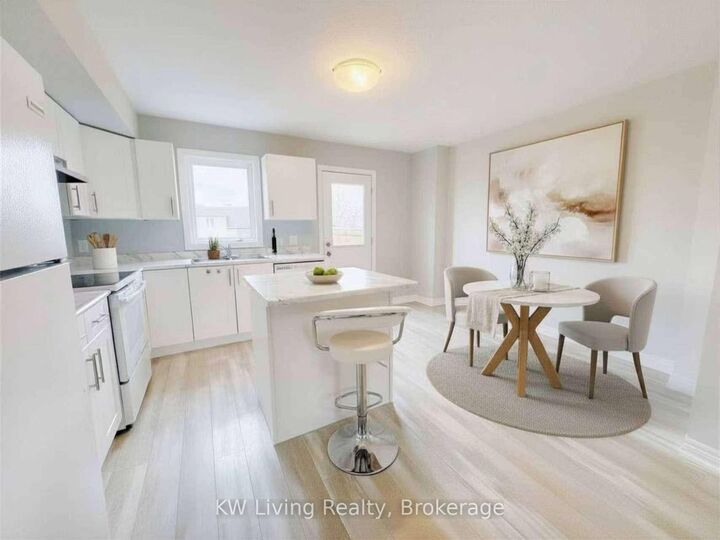Property Photo: 7768 Ascot Circle 86 ON L2H 3P9